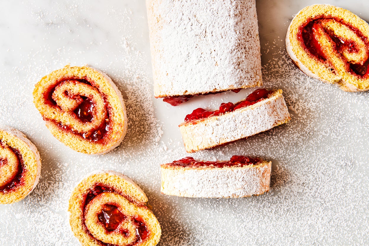 Strawberry Jelly Roll Cake Recipe | Life Tastes Good