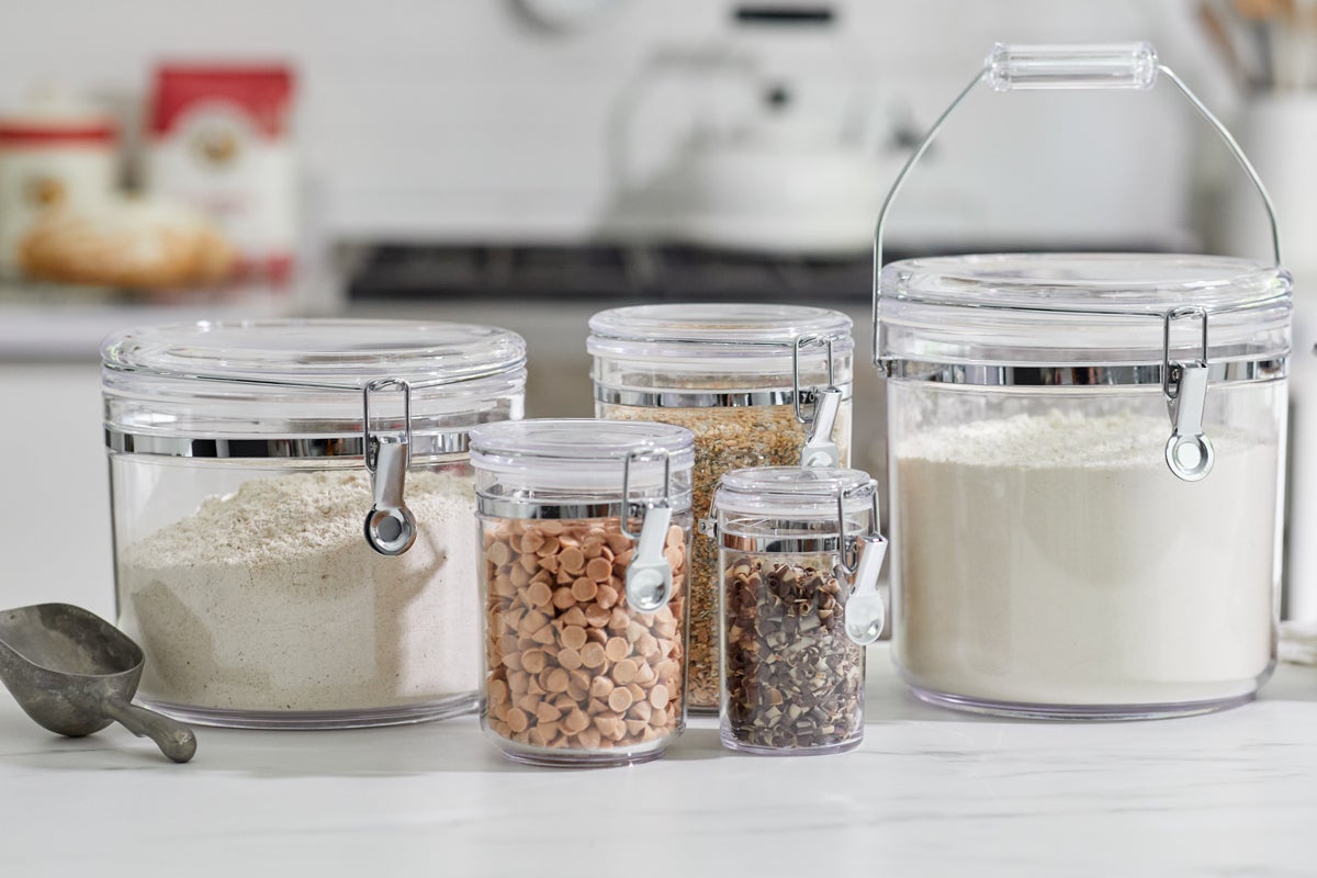 Best Container for Flour Storage (+ other baking ingredients)