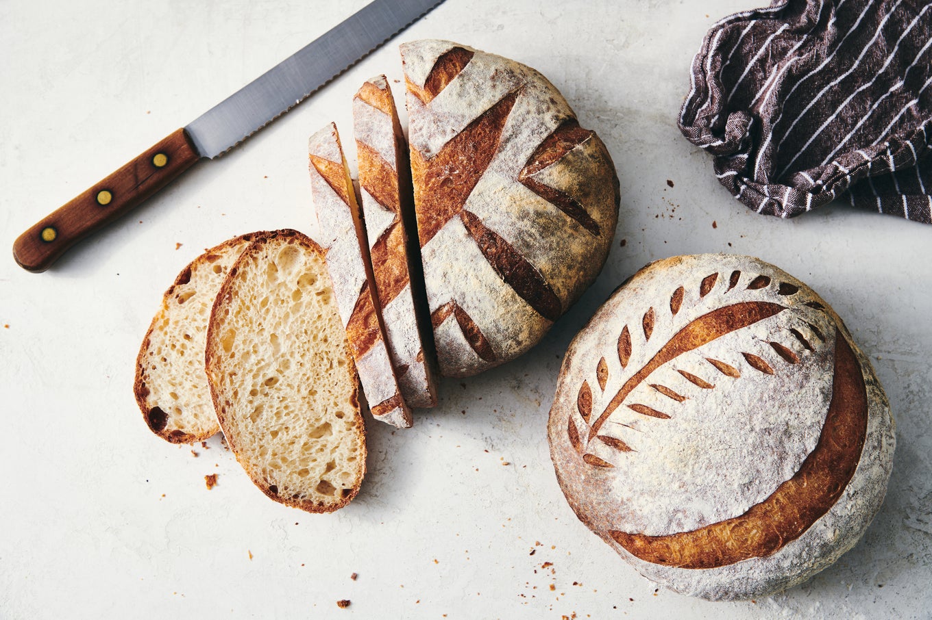 The First-time Bread Baker: A beginner's guide to baking bread at home