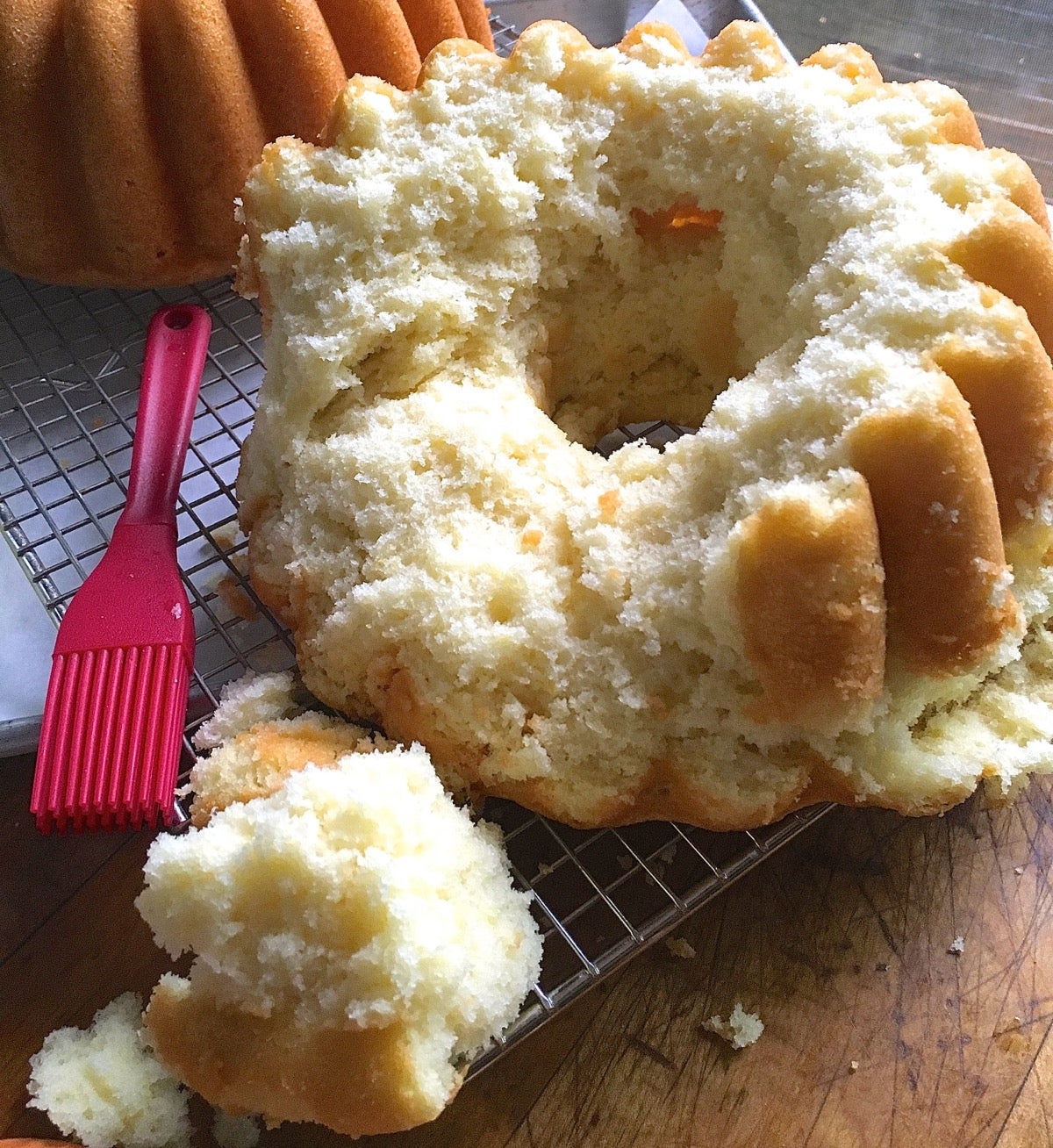 Why You Should Grease Your Bundt Cake Pan With Shortening, Not Butter