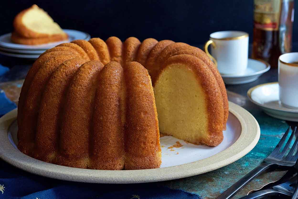 Easy Rum Cake - Small Town Woman