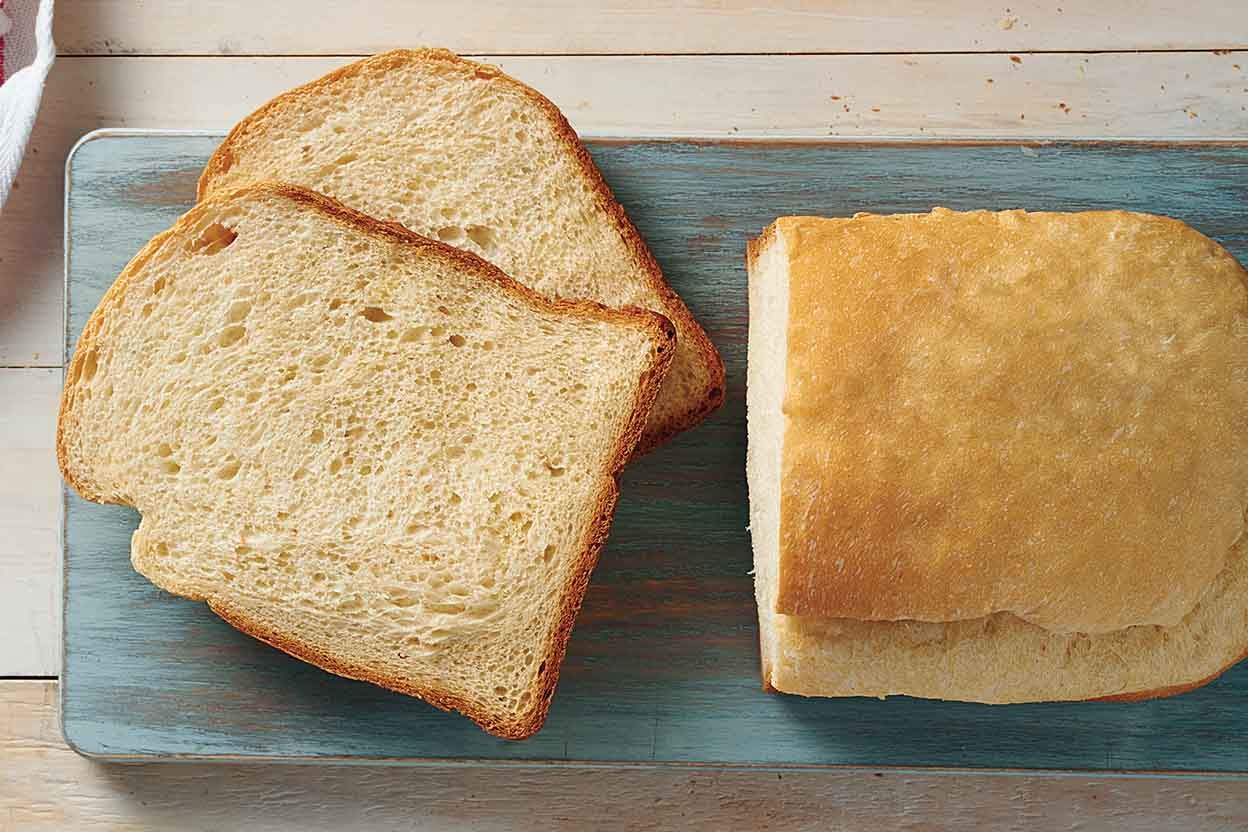 How to make a 2lb white bread loaf in the Hamilton Beach Bread Maker 