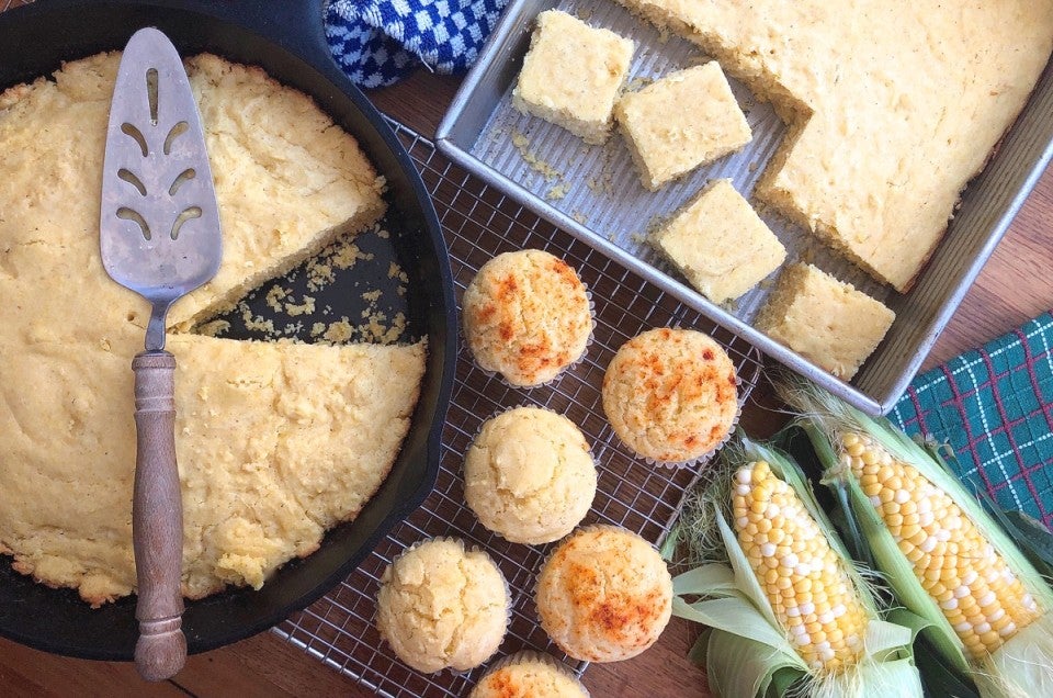 Cast Iron Scone Pan / Cornbread Pan for 8 Wedge Shaped Bakes