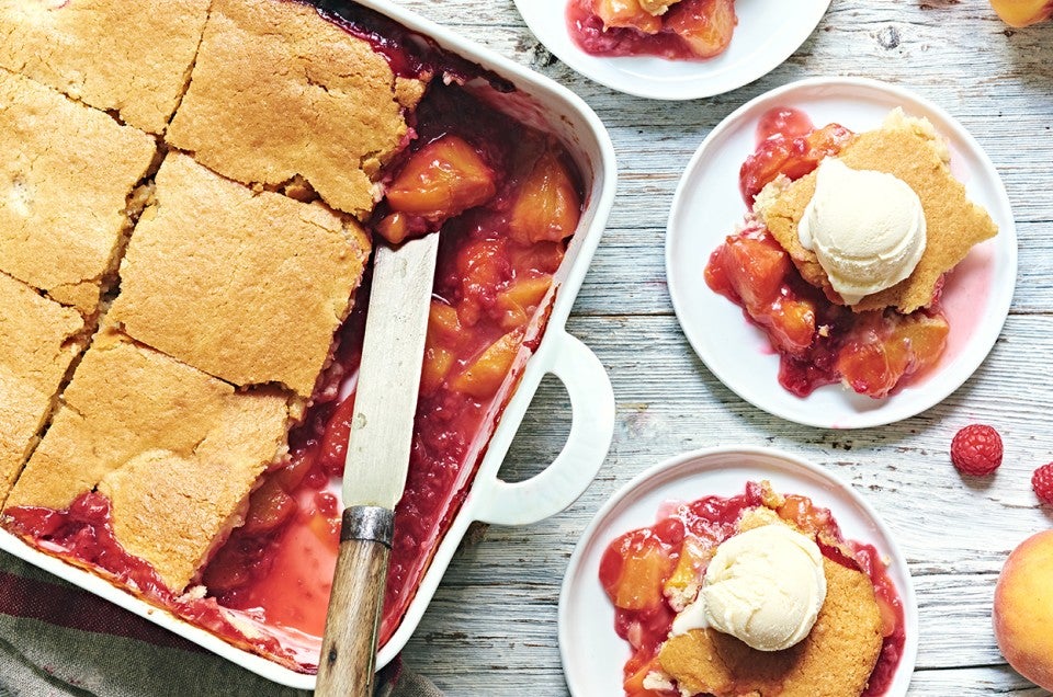 Strawberry Dump Cake - Flavor Mosaic