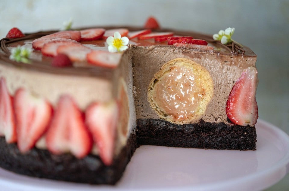 Cream Puff Cake Dessert Recipe | Easy French Pudding Cake | Six Sisters  Stuff