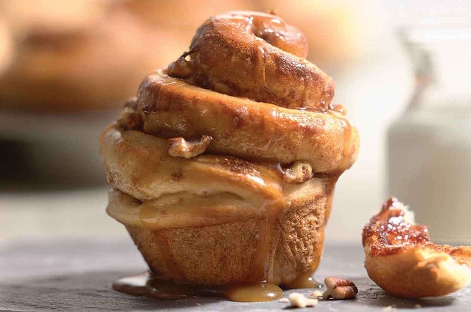 Caramel-Nut Cinnamon Bun