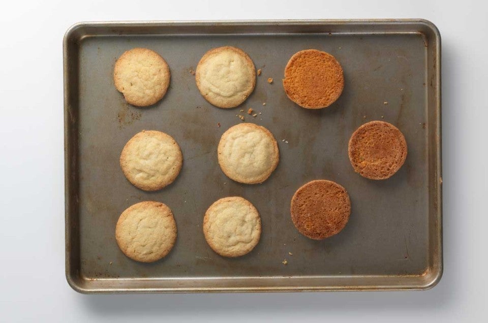 Cookies spreading? It might be your pan lining.