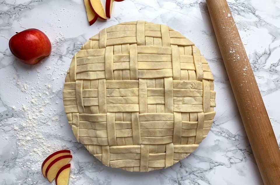 https://www.kingarthurbaking.com/sites/default/files/styles/featured_image/public/2020-11/Quilted%20pie.jpg?itok=UsUd7yn8