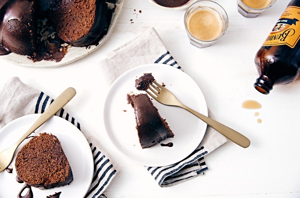 Root Beer Cake with Chocolate Root Beer Ganache - select to zoom