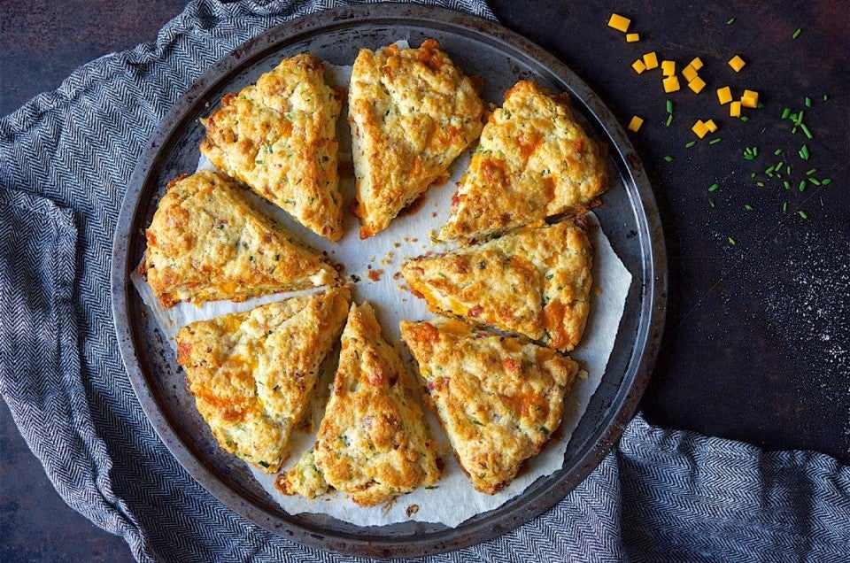 Bacon-Chessar-Chive Scones