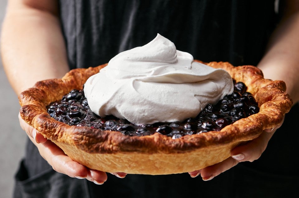 Fresh blueberry deals pie