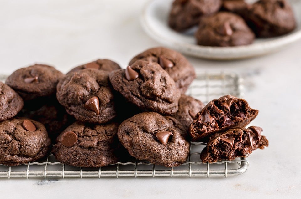 Chocolate chocolate online chip cookies