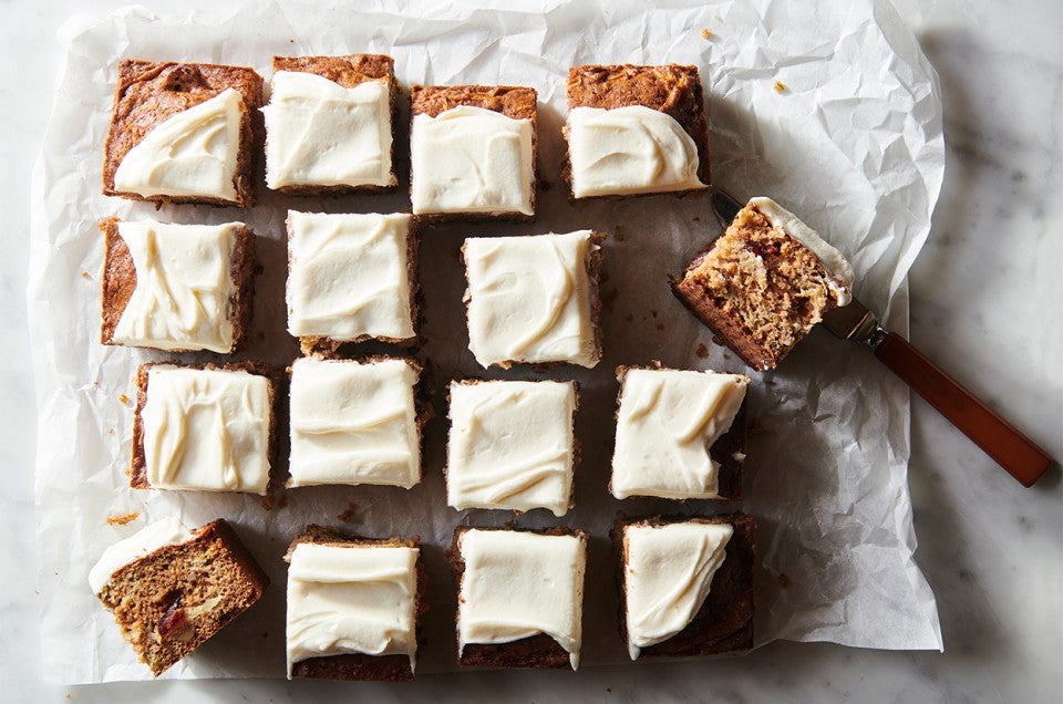 Carrot Cake Oatmeal | Dietitian Debbie Dishes