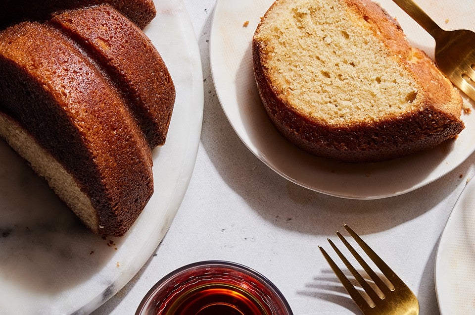 https://www.kingarthurbaking.com/sites/default/files/styles/featured_image/public/2022-07/Maple-Pound-Cake-22-3_03.jpg?itok=1pUTt8ga