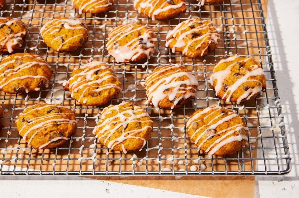 Pumpkin chocolate deals chip cookies