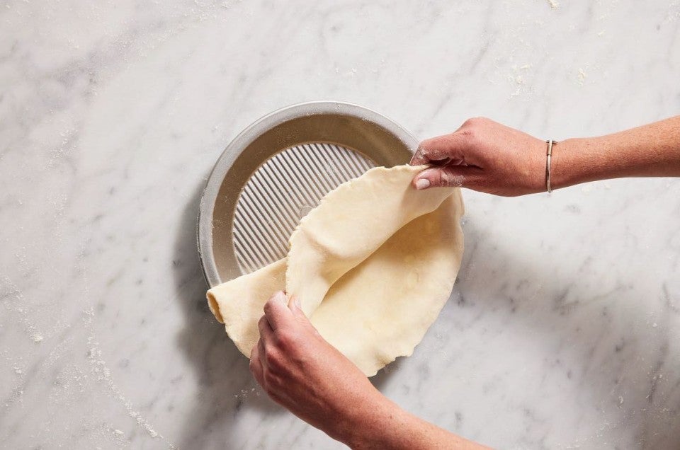 Things bakers know: This is the easiest way to transfer pie dough
