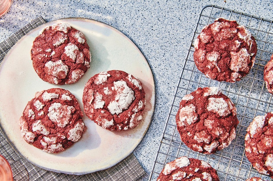 Red Velvet Cookies Stuffed With Cream Cheese Filling – Sugar Geek Show