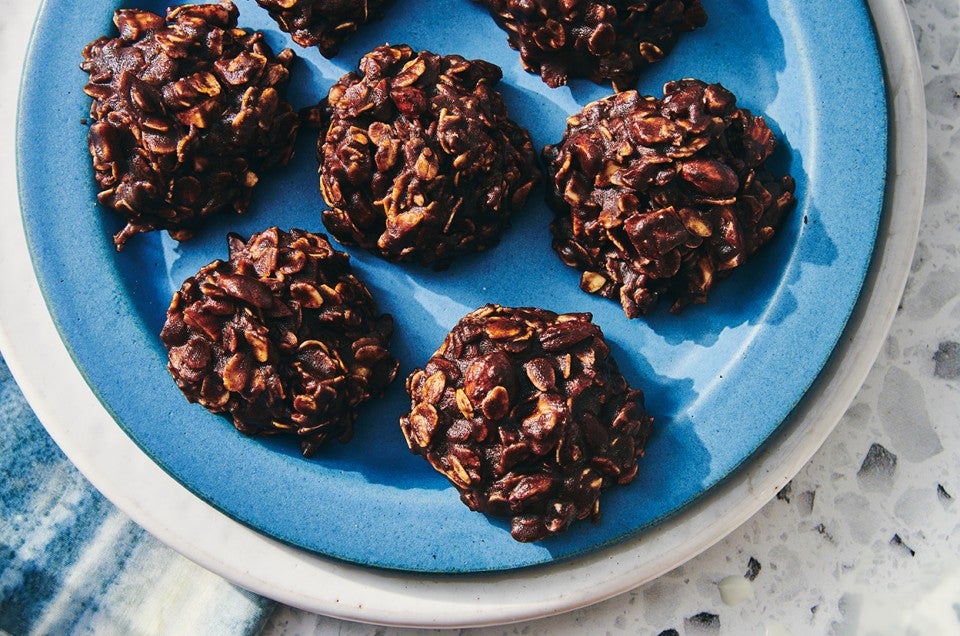 No-Bake Oatmeal Cookies - select to zoom