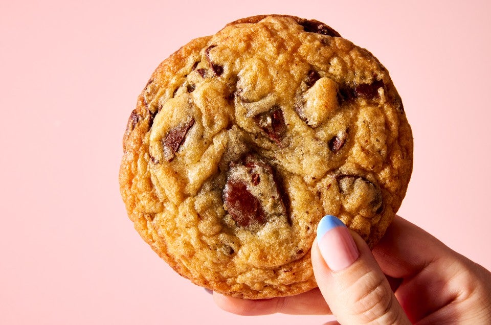 How To Make a Brown Butter Chocolate Chip Skillet Cookie - Chef Savvy