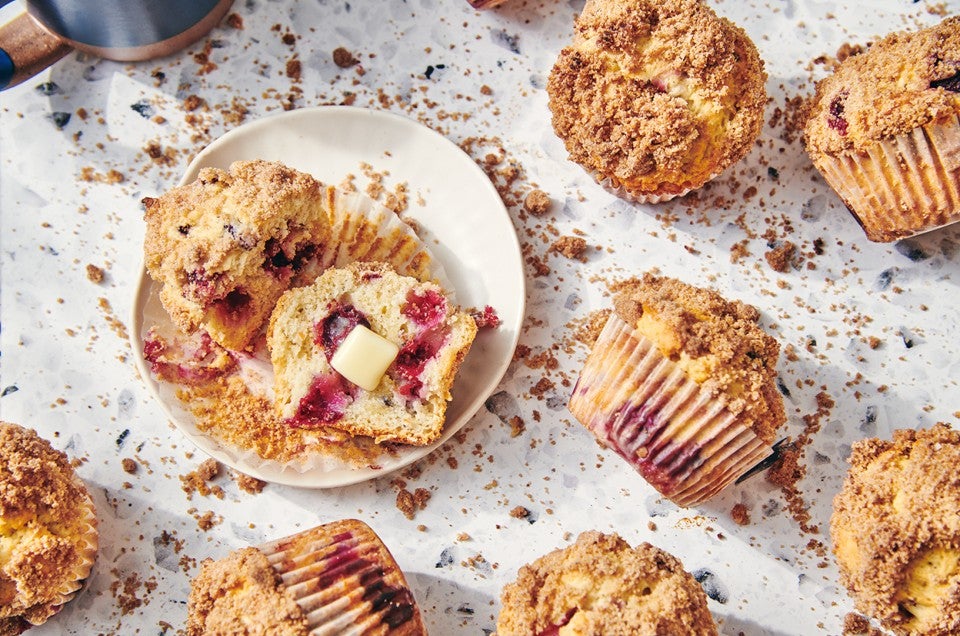 Gluten Free Rhubarb Streusel Muffins - Everyday Gluten Free Gourmet