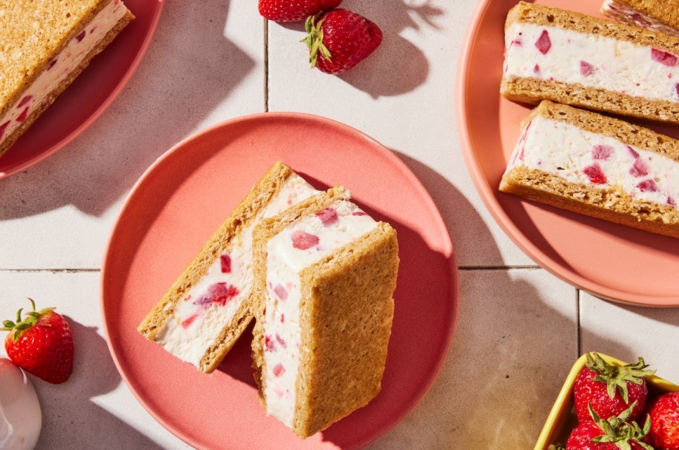 Homemade Strawberry Ice Cream Sandwiches - select to zoom