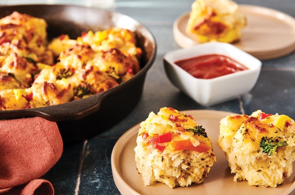 Pull-Apart Pizza Bread  - select to zoom