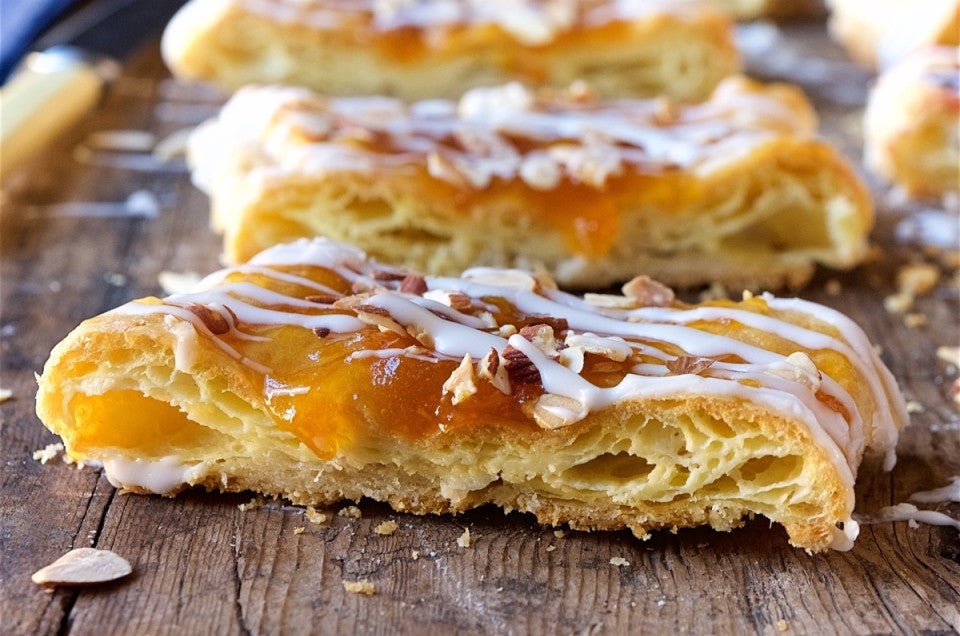 Almond Puff Loaf Bakealong via @kingarthurflour