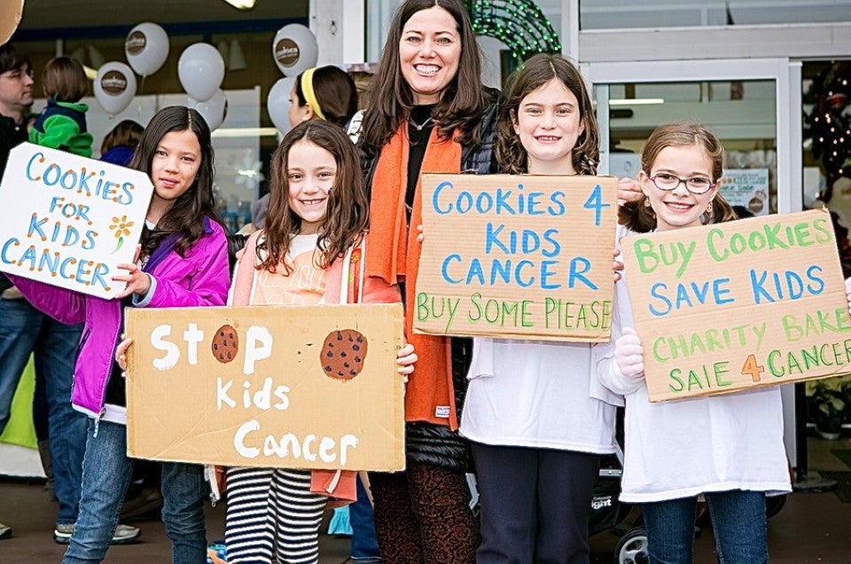 Gretchen and Ella at a bake sale