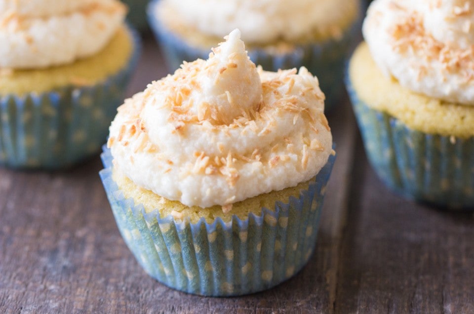 https://www.kingarthurbaking.com/sites/default/files/styles/featured_image/public/blog-featured/vanilla-coconut-flour-cupcakes-4_0.jpg?itok=q4Yf4AwH