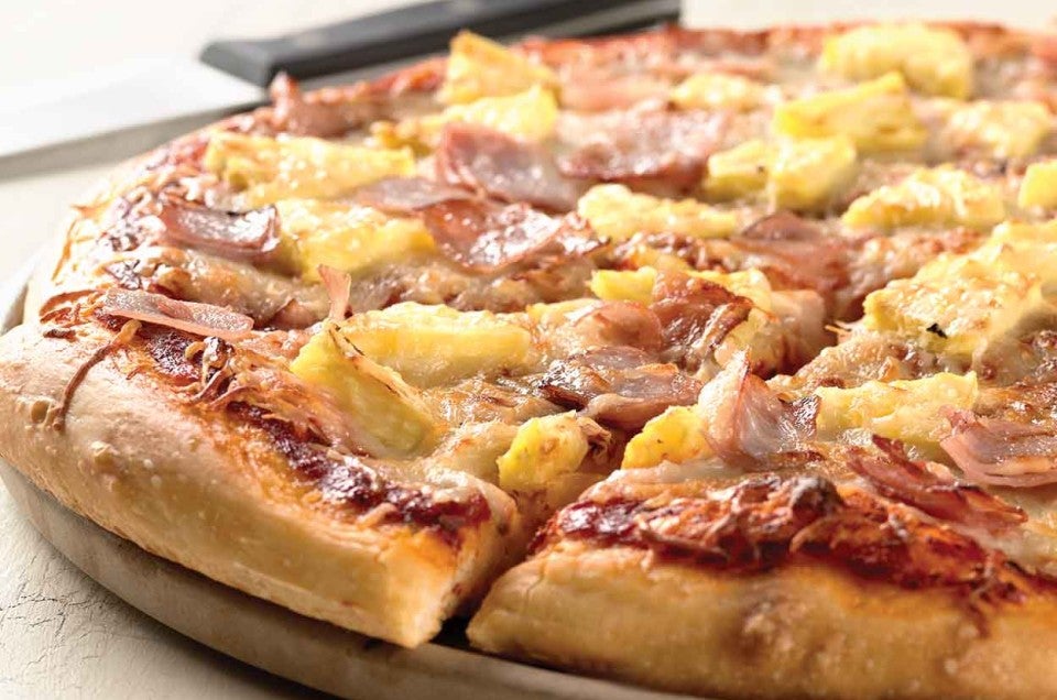 The Best Hawaiian Pizza Recipe