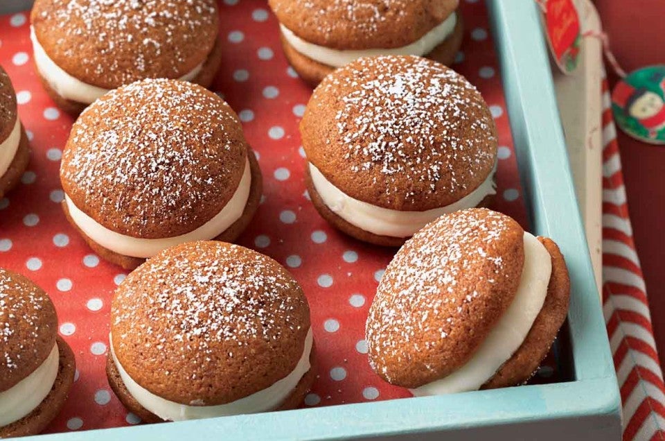 Gingerbread Whoopie Pies