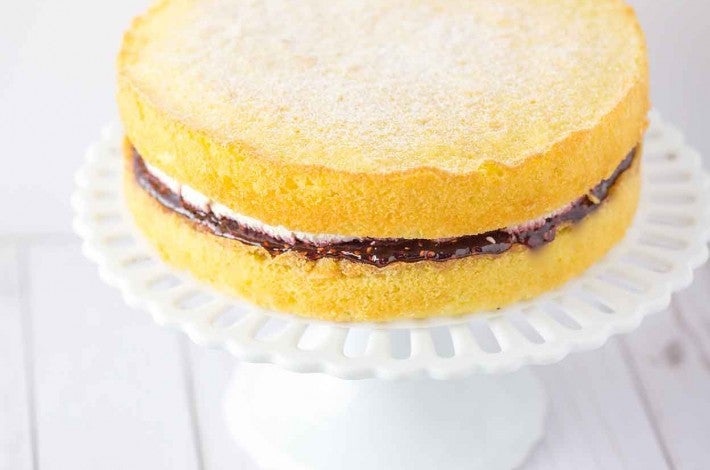 Victoria Sponge Cake Recipe | Tesco Real Food