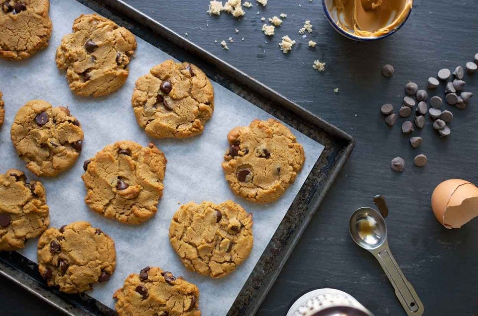 Flourless Peanut Butter Chocolate Chip Cookies