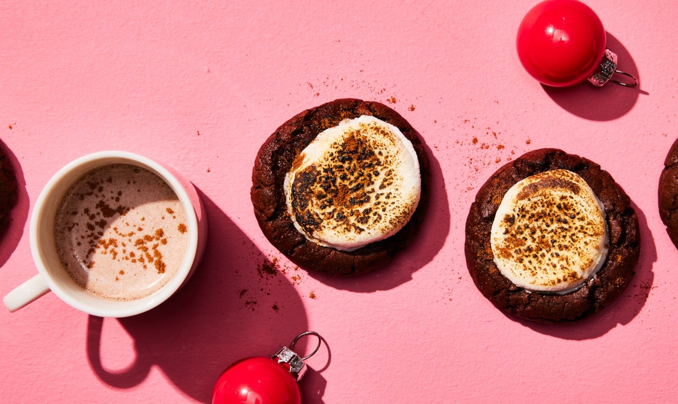 Spiced Hot Cocoa Cookies with Marshmallow Middles