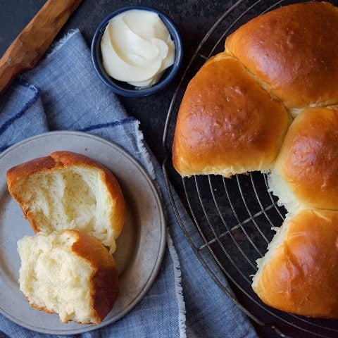 Japanese milk bread rolls - select to zoom