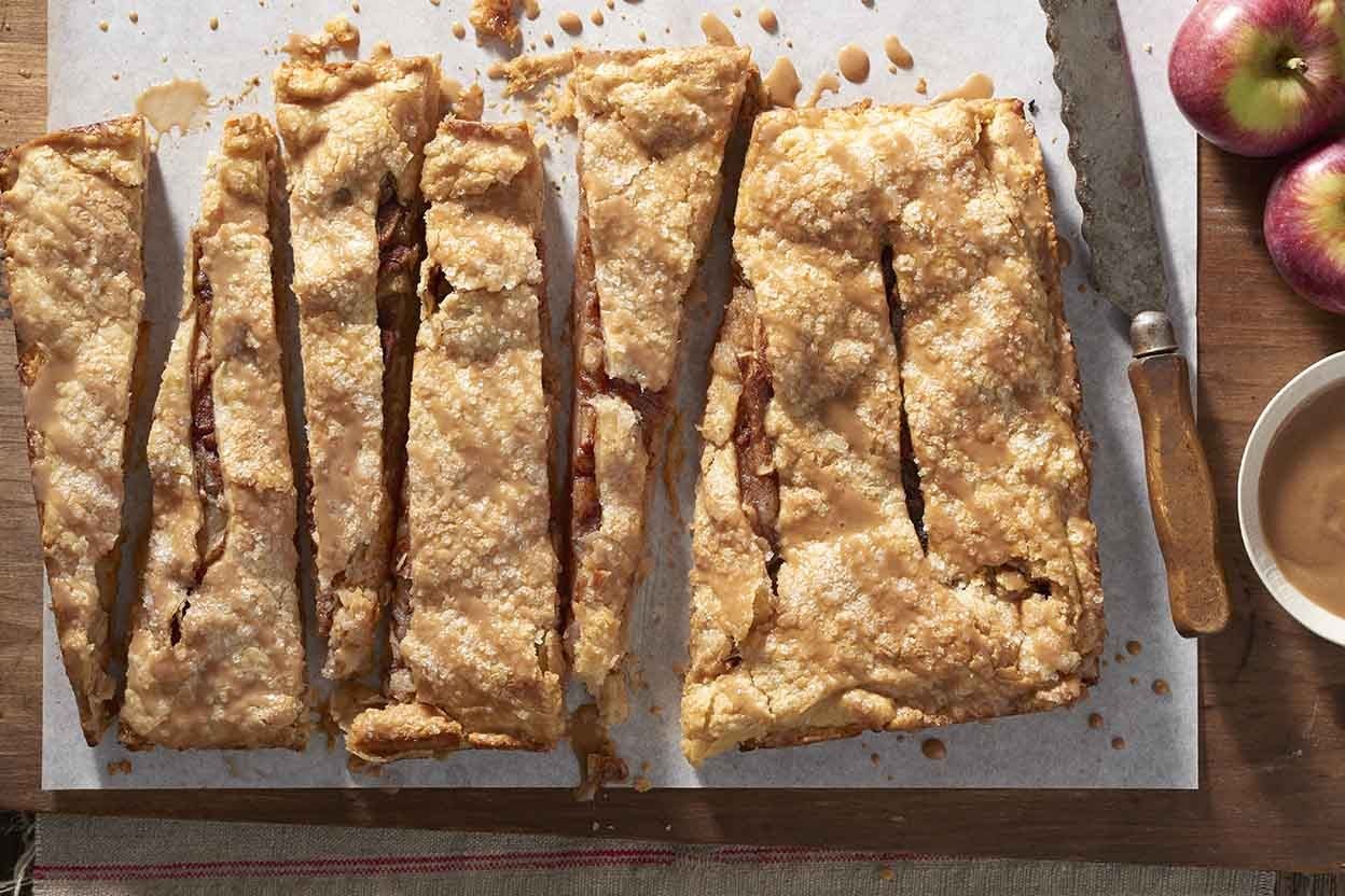 Old-Fashioned Apple Slab