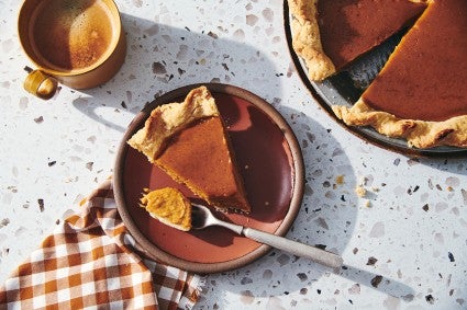 Soft and Spicy Pumpkin Pie