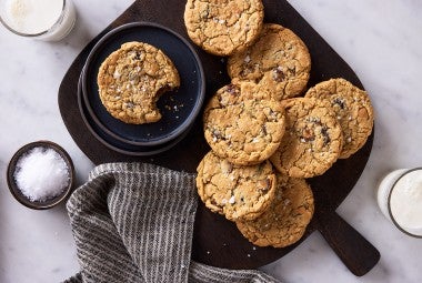 Oatmeal-Date Smash Cookies